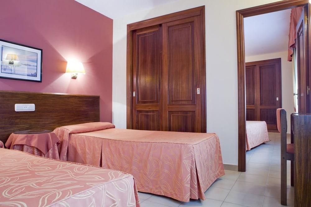 Hotel Siroco Portonovo Exterior photo